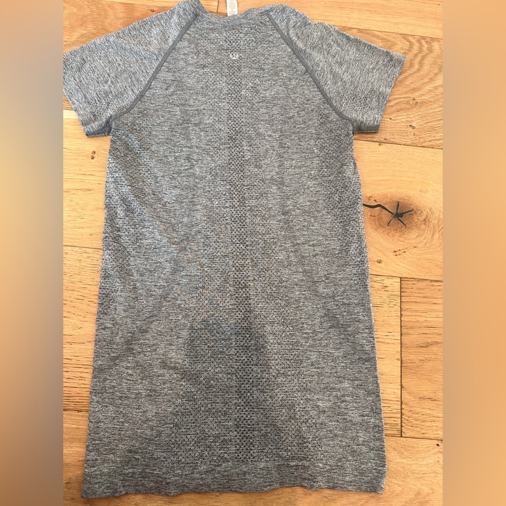 Lululemon Swiftly Tech - image 3